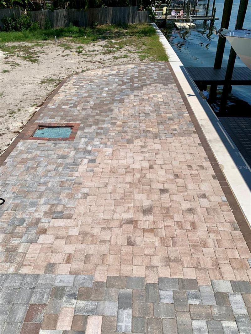 4033 N River View Avenue, Tampa, FL 33607 Photo