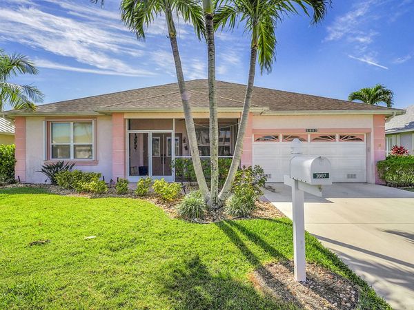 1007 NW Tuscany Drive, Port Saint Lucie, FL 34986