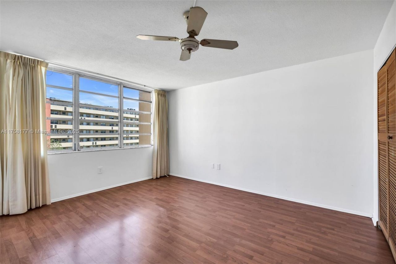 1770 NE 191st St, Unit 508-1, Miami, FL 33179 Photo