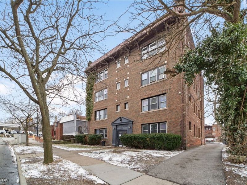 1690 Eddington Road, Cleveland Heights, OH 44118 Photo 2