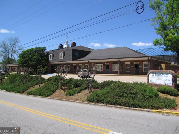 300 W Broome Street, Lagrange, GA 30240