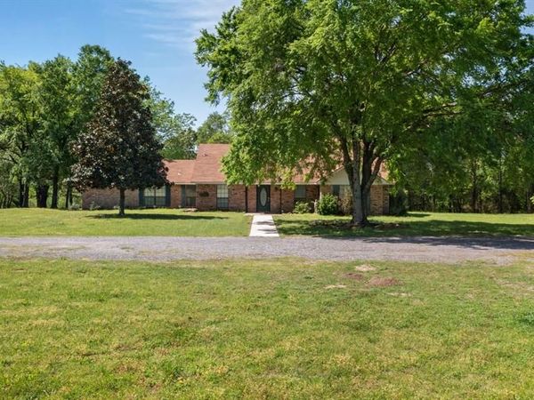 321 VZ County Road 2602, Wills Point, TX 75169