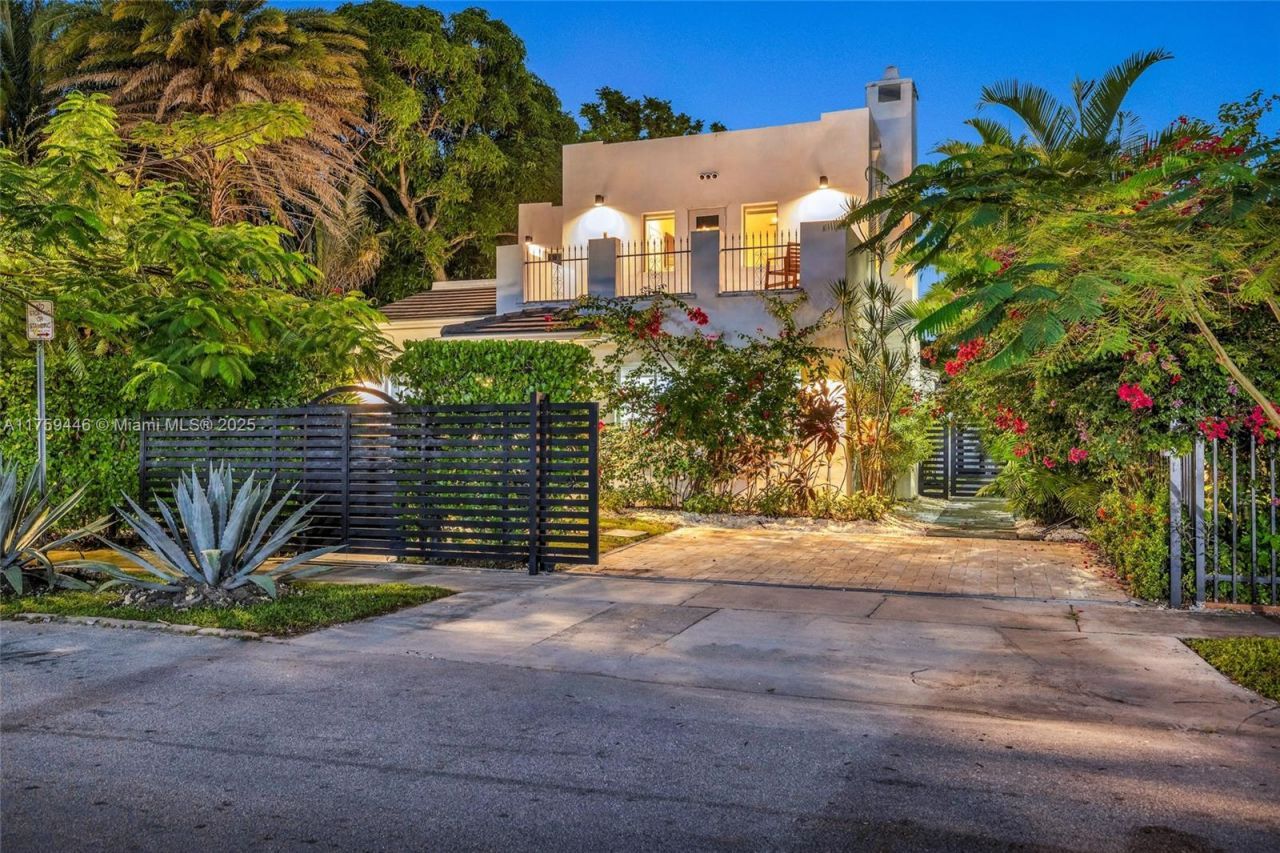 1745 SW 10th St, Miami, FL 33135 Photo