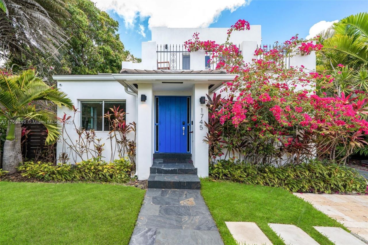 1745 SW 10th St, Miami, FL 33135 Photo