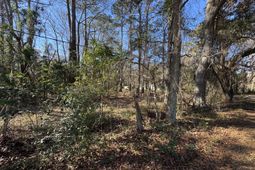 2040 2044 River Road photo 4