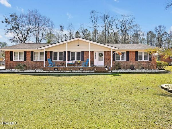 361 Country Club Road, Whiteville, NC 28472