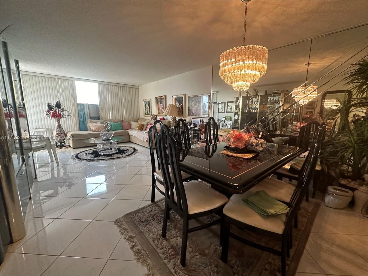 3180 S Ocean Dr, Unit 522, Hallandale Beach, FL 33009 Photo