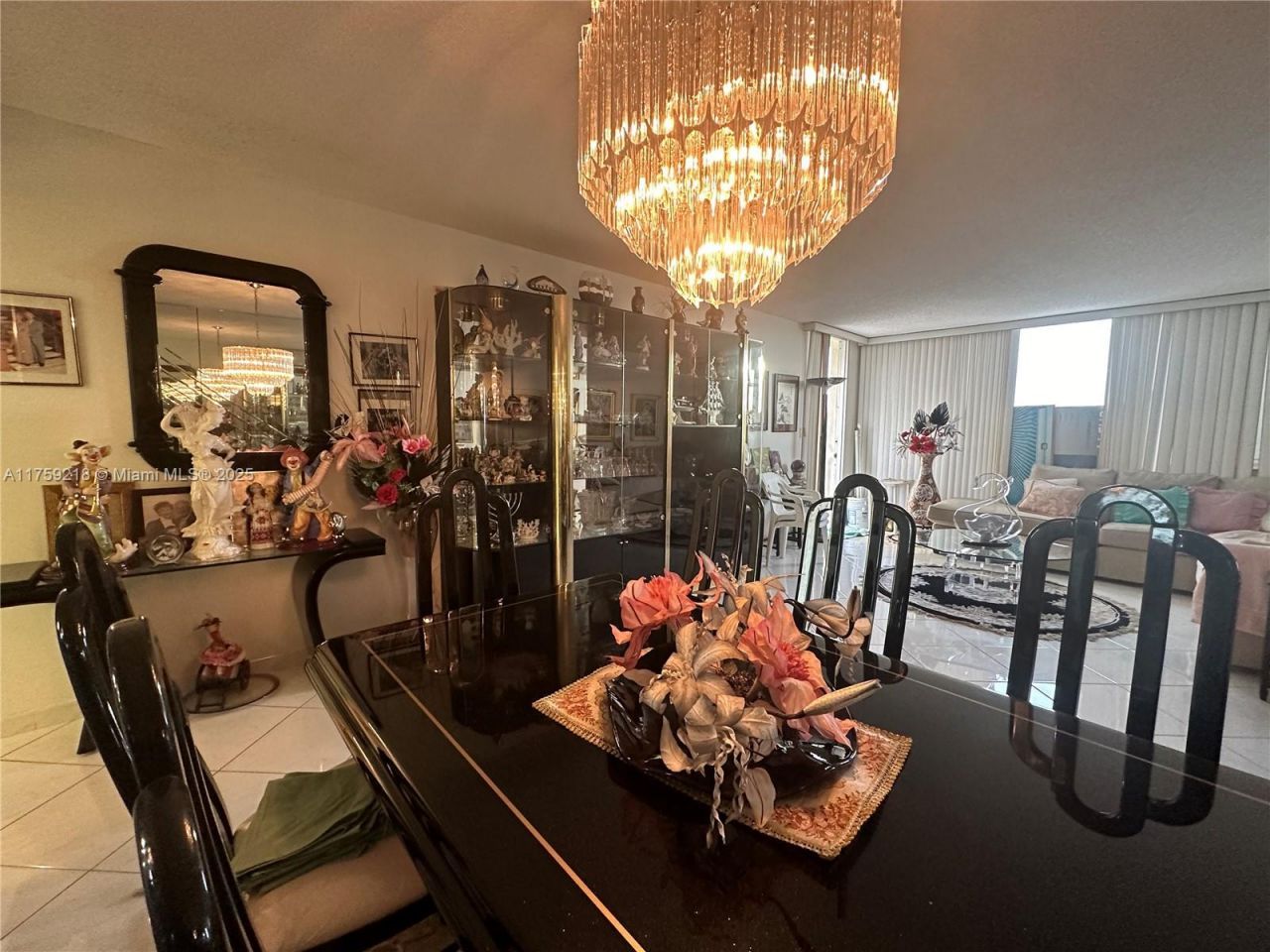 3180 S Ocean Dr, Unit 522, Hallandale Beach, FL 33009 Photo