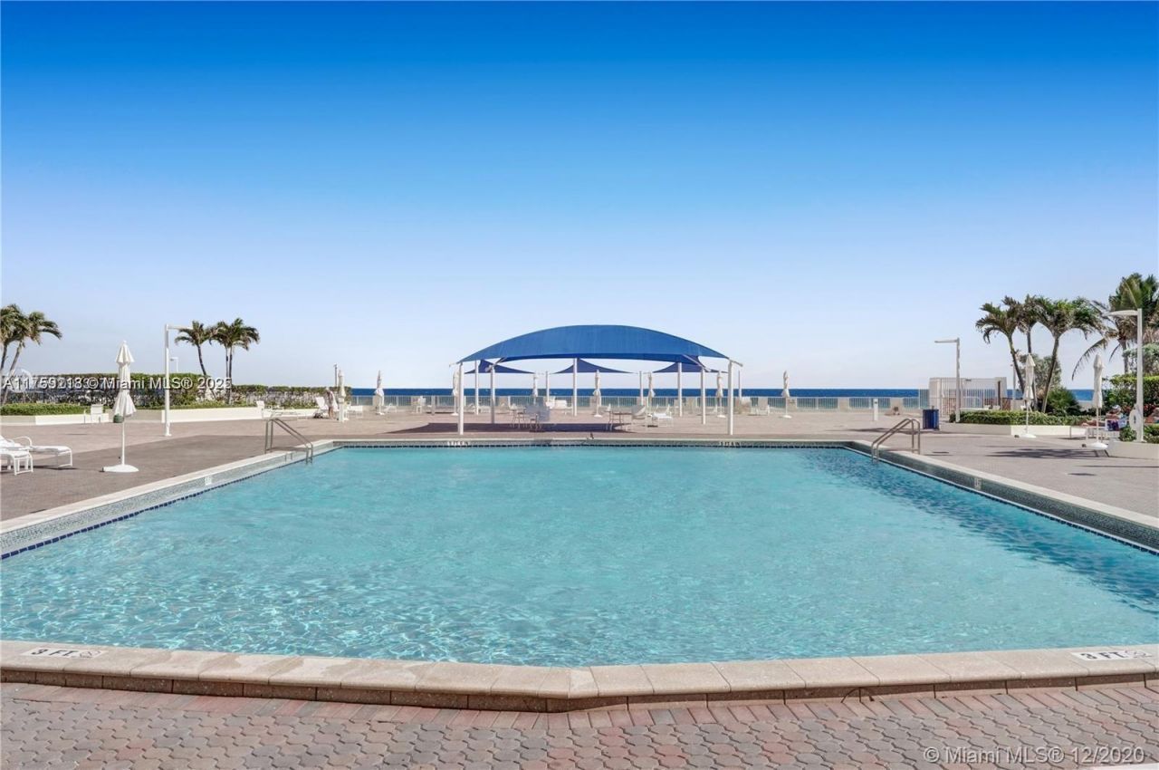 3180 S Ocean Dr, Unit 522, Hallandale Beach, FL 33009 Photo