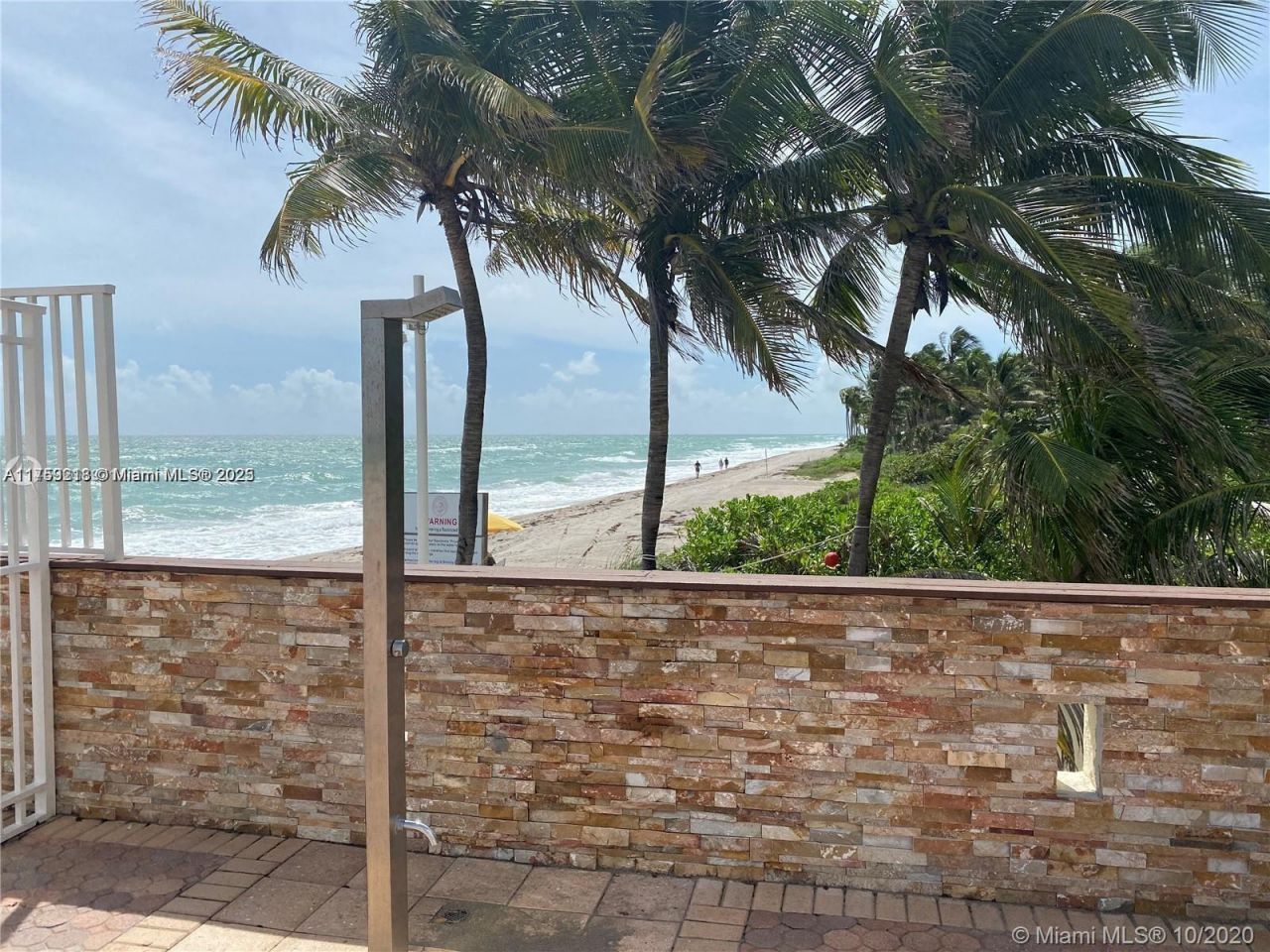 3180 S Ocean Dr, Unit 522, Hallandale Beach, FL 33009 Photo
