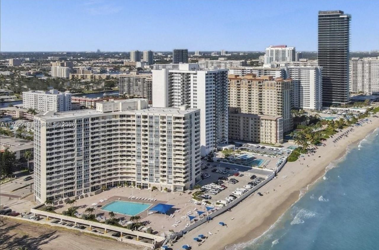 3180 S Ocean Dr, Unit 522, Hallandale Beach, FL 33009 Photo