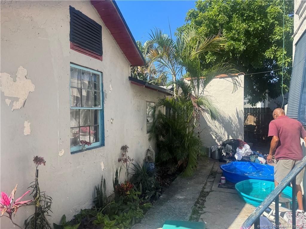 620 46th Street, West Palm Beach, FL 33407 Photo