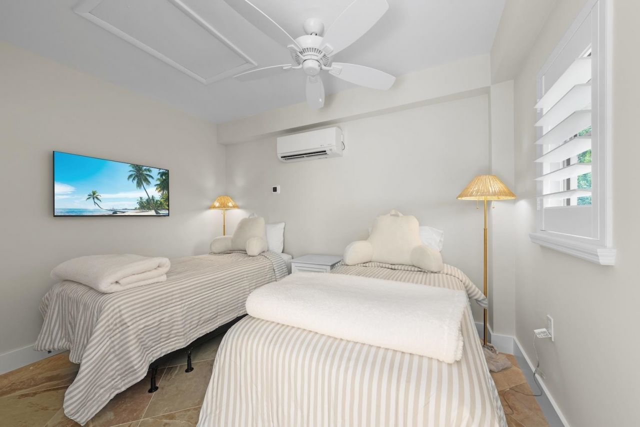 1222 Ferry Road, Sanibel, FL 33957 Photo