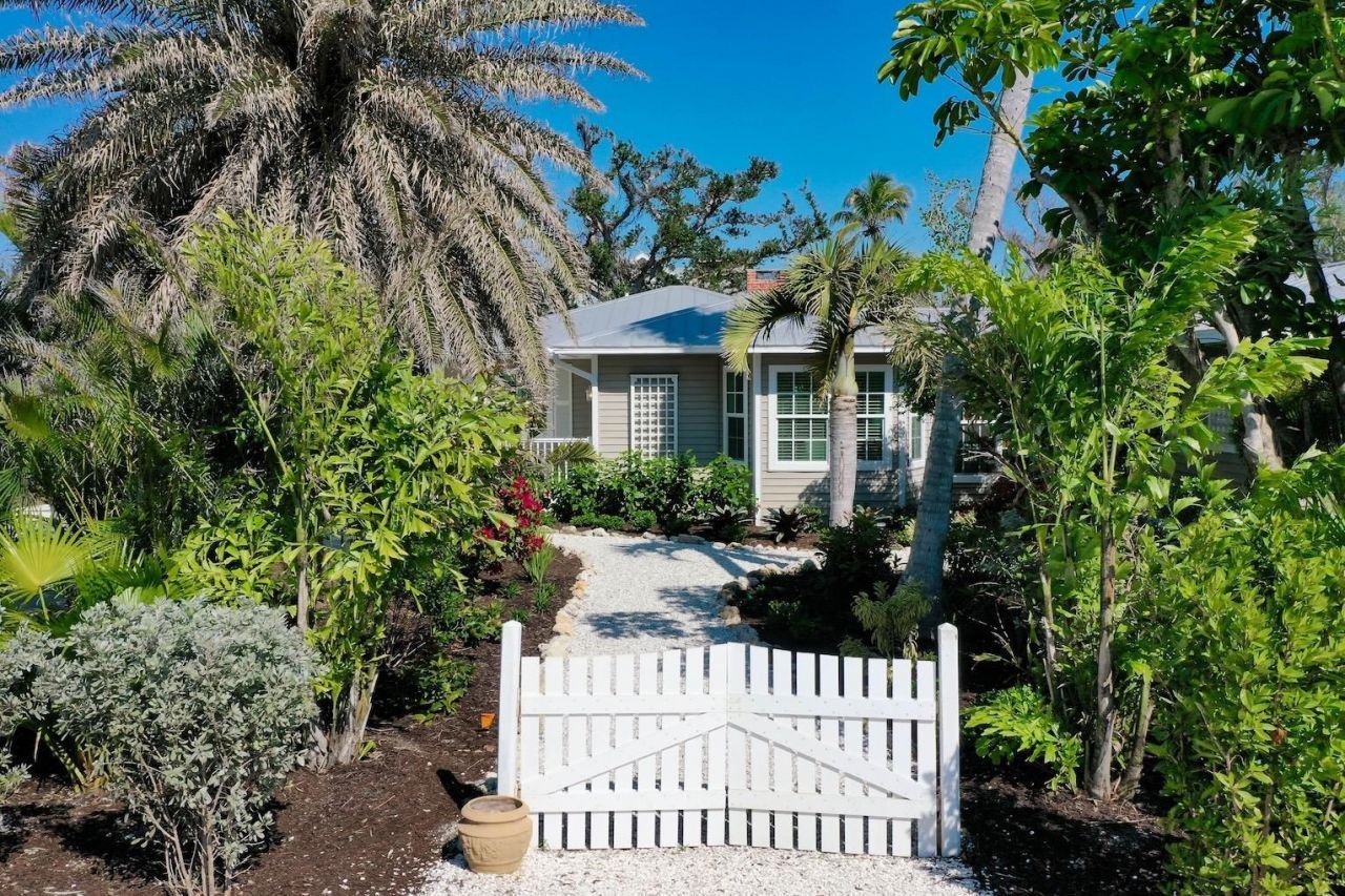 1222 Ferry Road, Sanibel, FL 33957 Photo