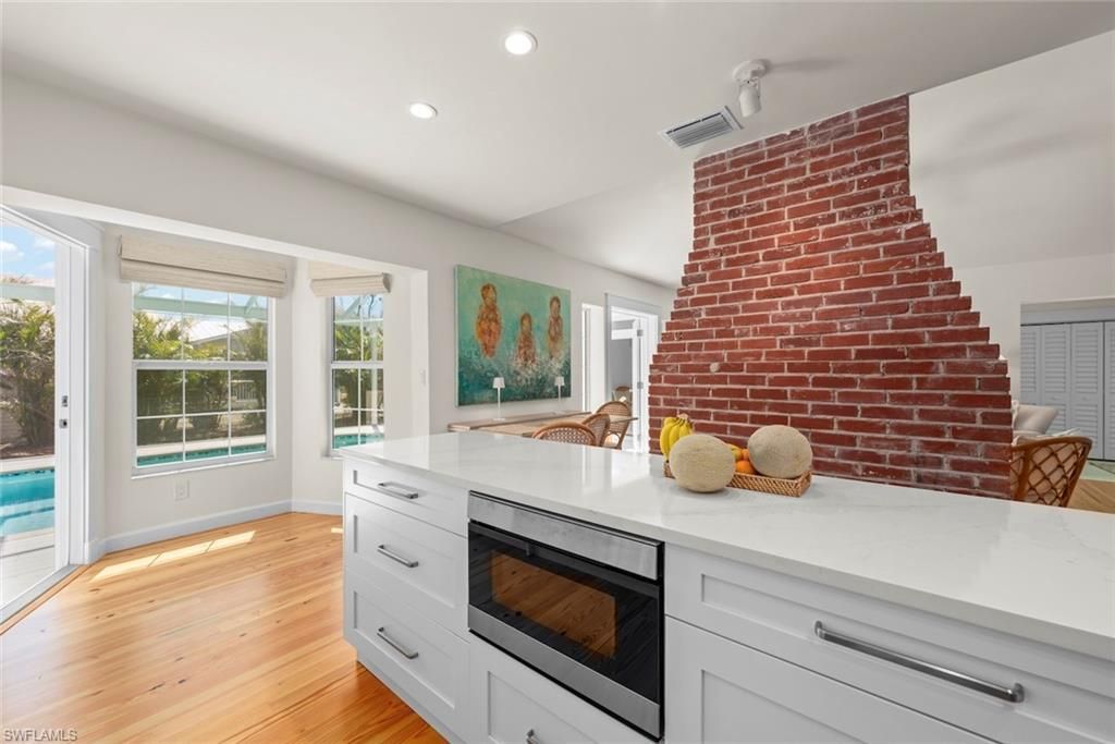 1222 Ferry Rd, Sanibel, FL 33957 Photo