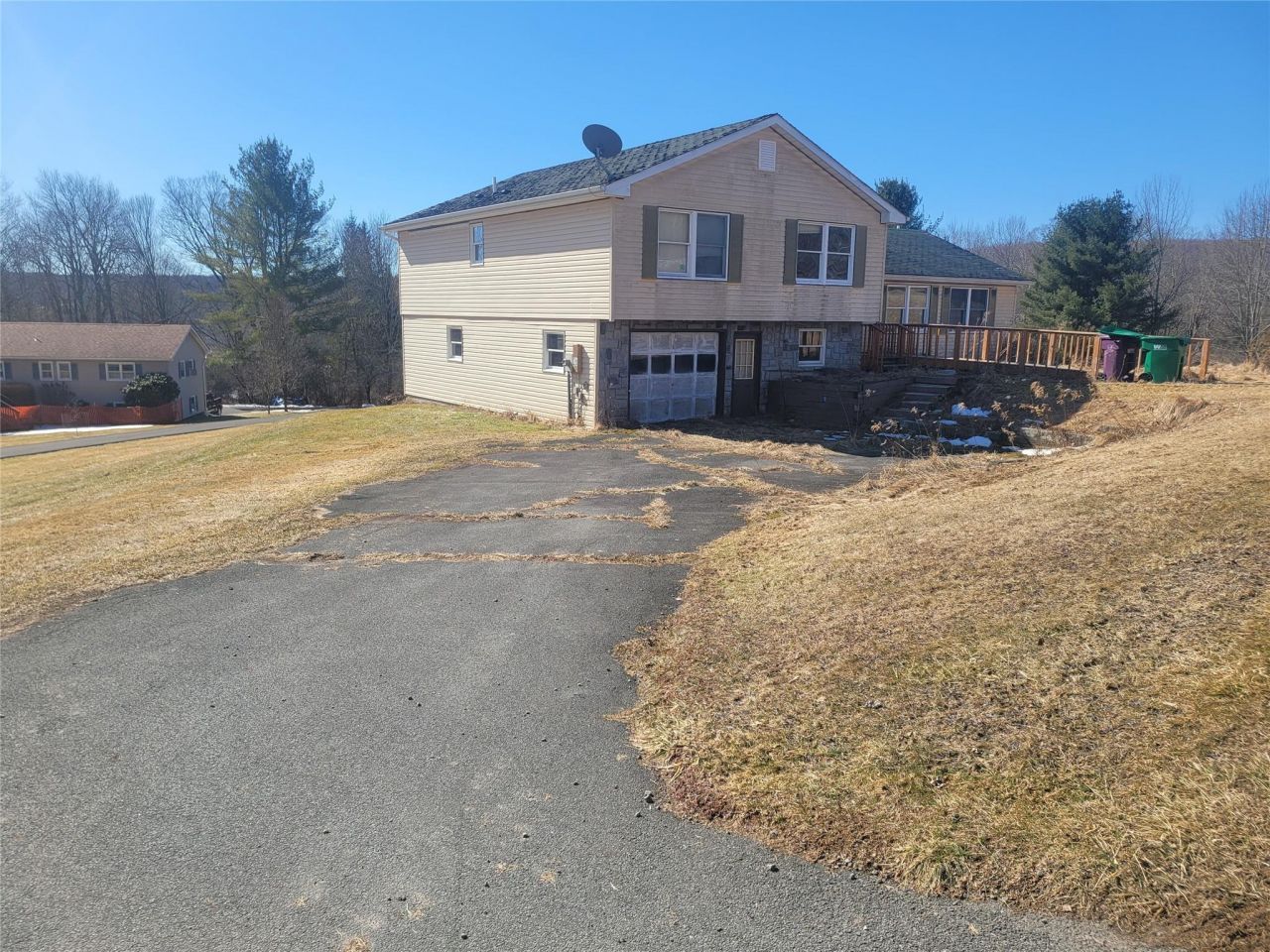 26 Rolling Meadows Road, Livingston Manor, NY 12758 Main Photo