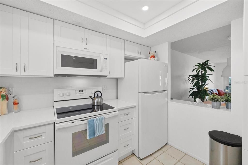 1001 Benjamin Franklin Drive, Unit 511, Sarasota, FL 34236 Photo