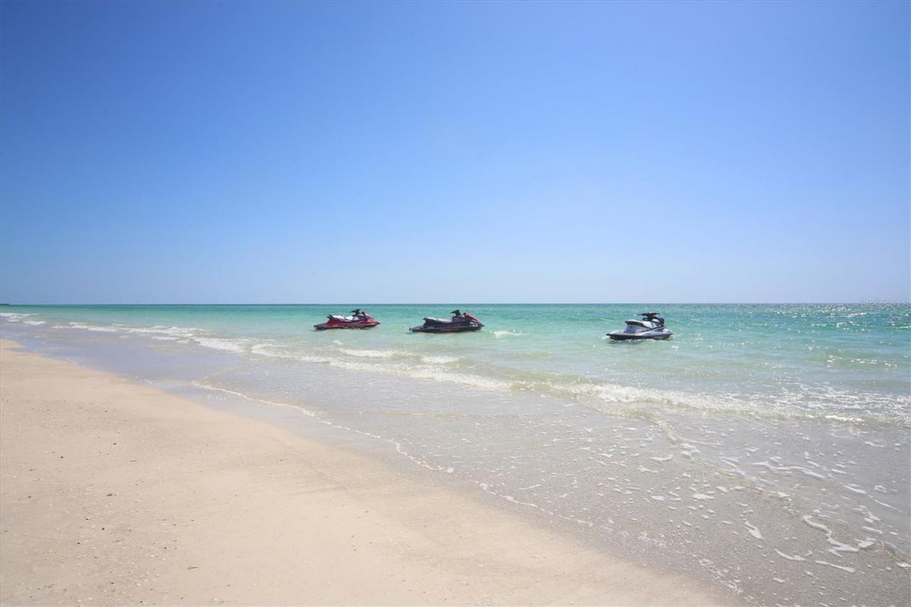 1001 Benjamin Franklin Drive, Unit 511, Sarasota, FL 34236 Photo