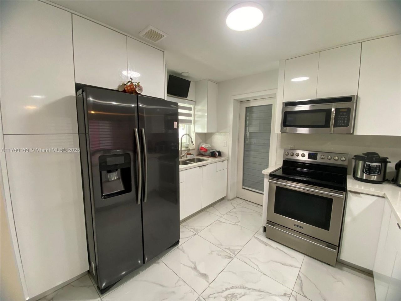 4410 NW 174th Dr, Miami Gardens, FL 33055 Photo