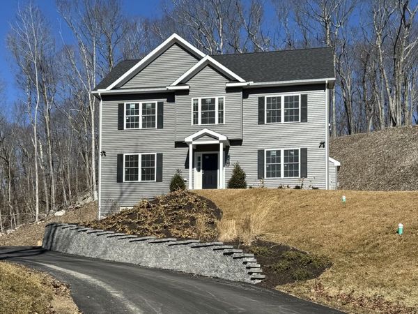 28 Hunting Ridge, Middlebury, CT 06762