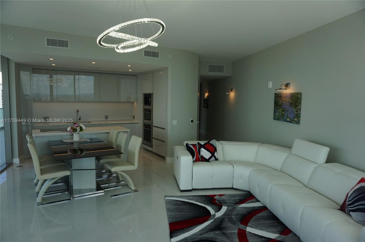 18975 SE Collins Ave, Unit 3405, Sunny Isles Beach, FL 33160 Photo
