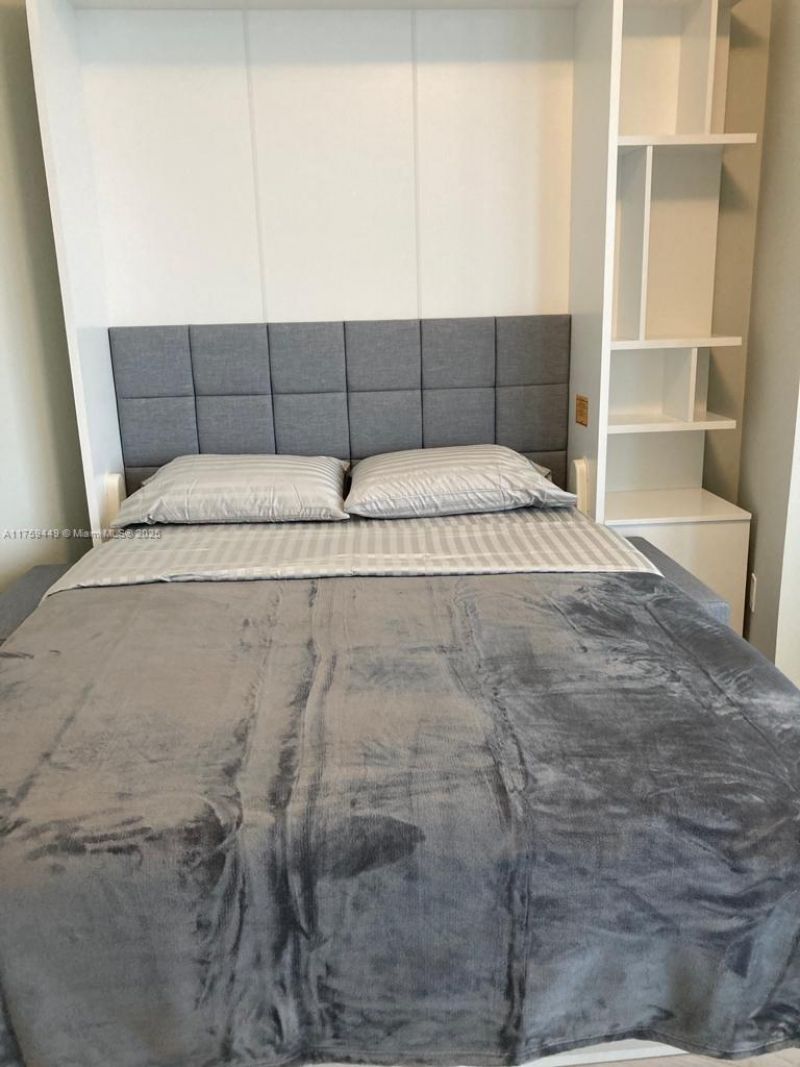 18975 SE Collins Ave, Unit 3405, Sunny Isles Beach, FL 33160 Photo