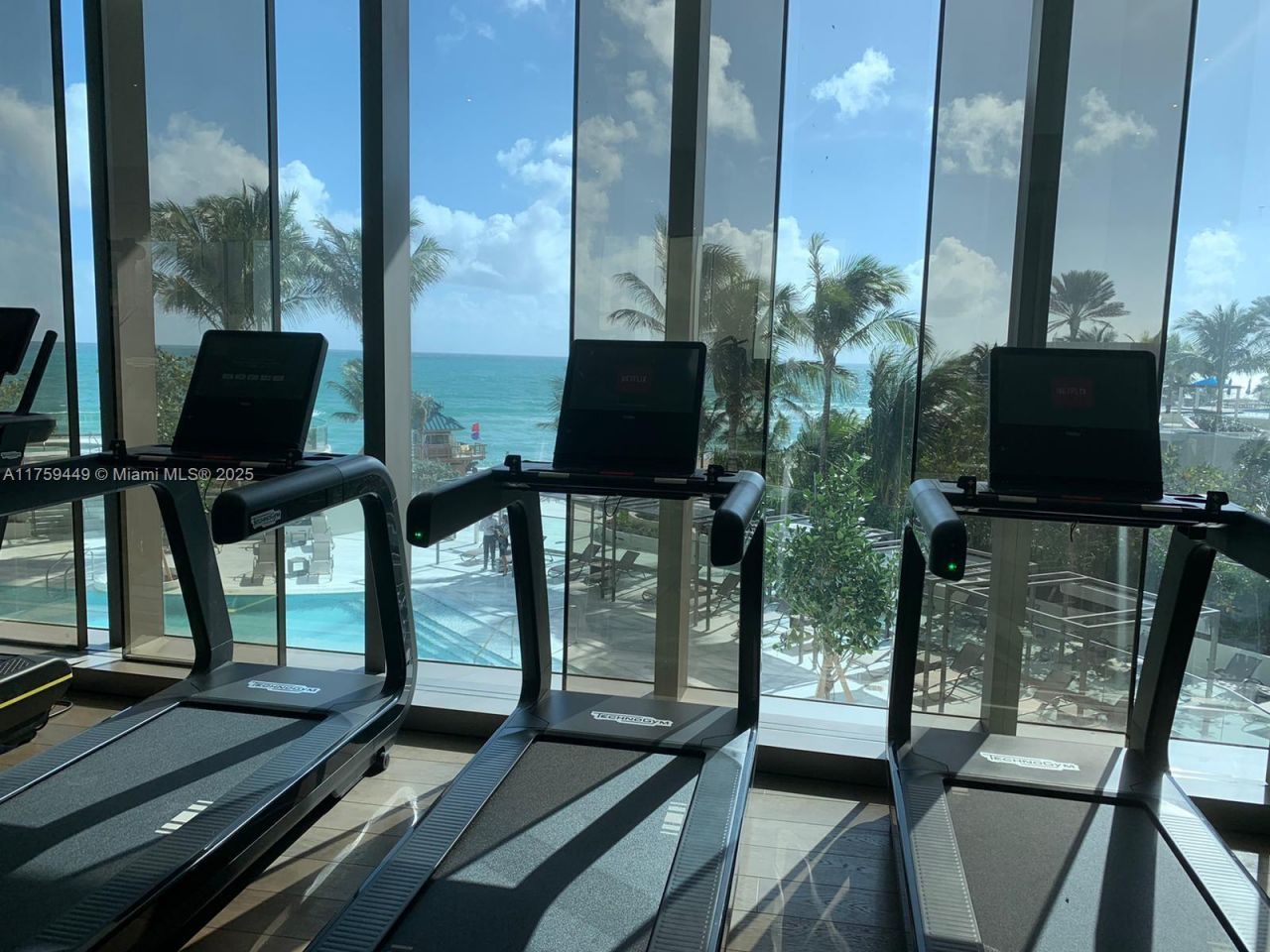 18975 SE Collins Ave, Unit 3405, Sunny Isles Beach, FL 33160 Photo