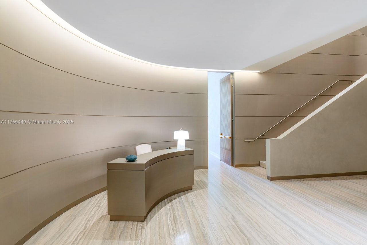 18975 SE Collins Ave, Unit 3405, Sunny Isles Beach, FL 33160 Photo