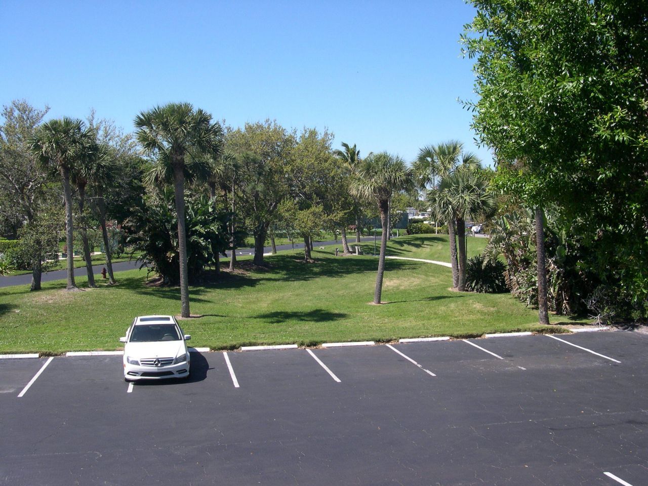 1200 Colonnades Drive, Unit 201, Fort Pierce, FL 34949 Photo