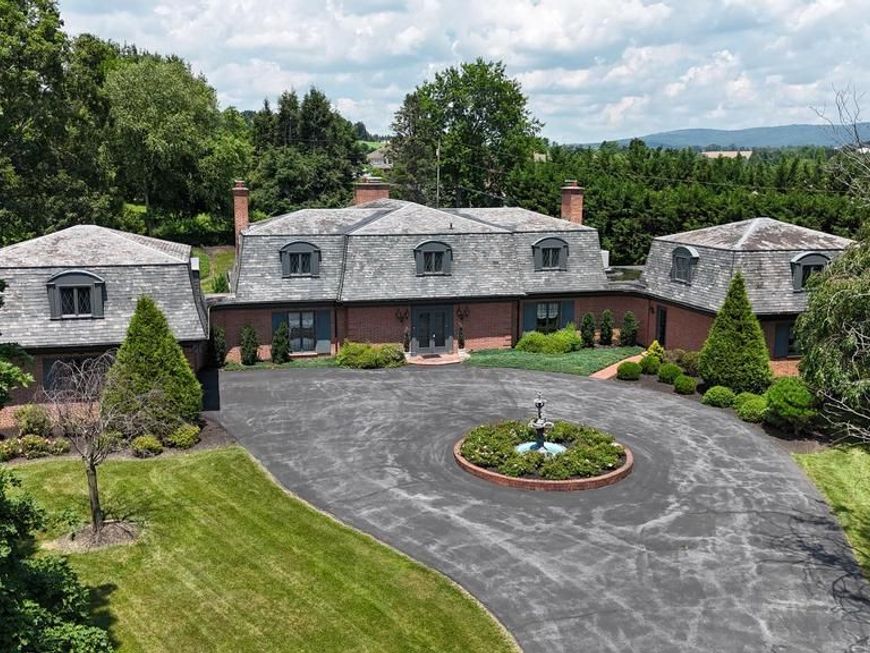 9383 Oyer Drive, Waynesboro, PA 17268 Main Photo