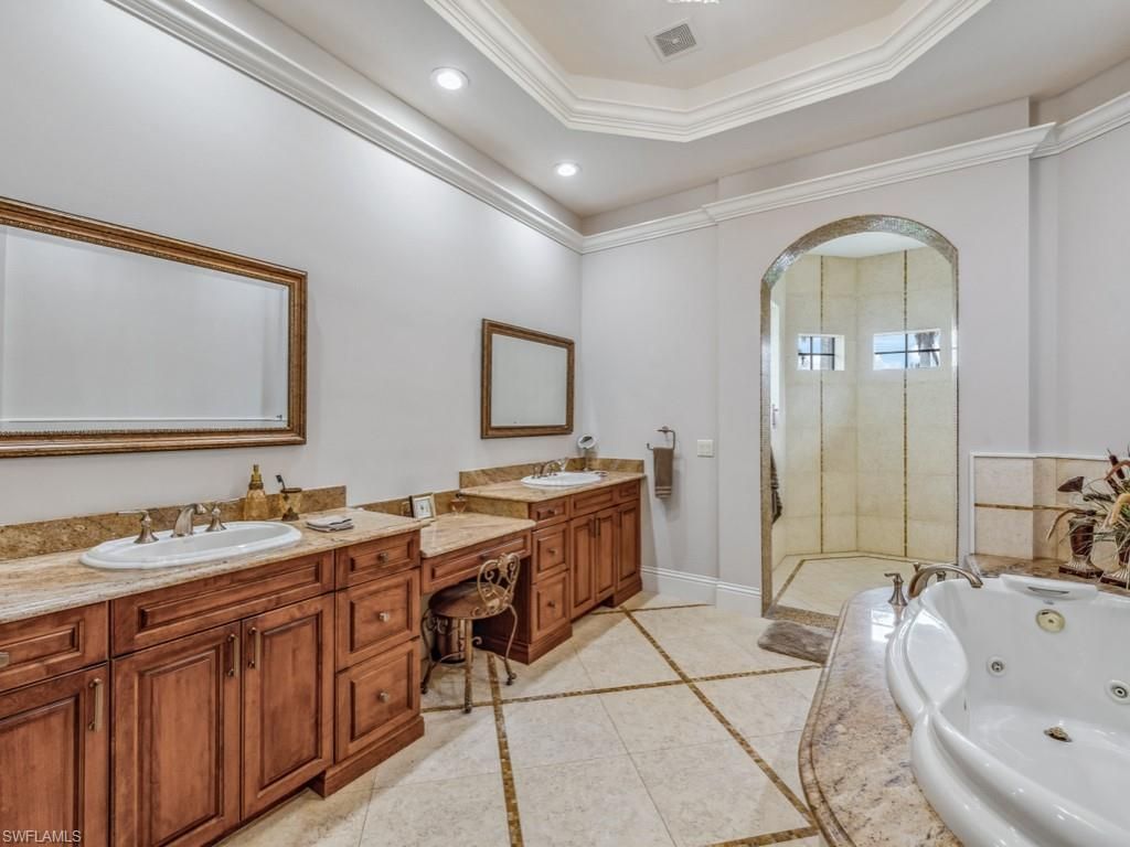 16509 Cellini Ln, Naples, FL 34110 Photo