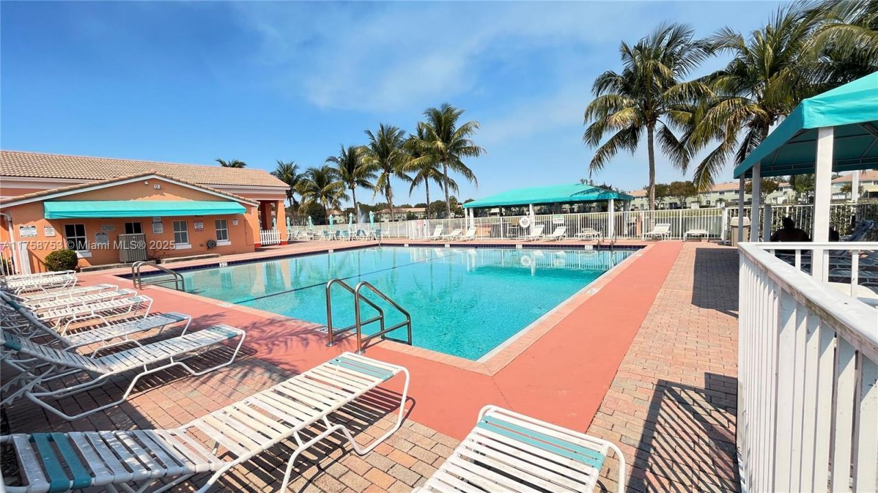 2462 SE 15th Pl, Unit 339, Homestead, FL 33035 Photo