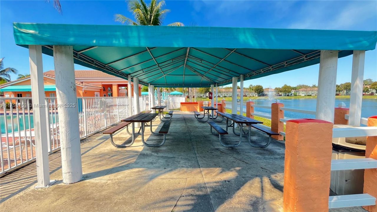 2462 SE 15th Pl, Unit 339, Homestead, FL 33035 Photo