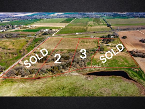 11026 County Road 584, LaCoste, TX 78039