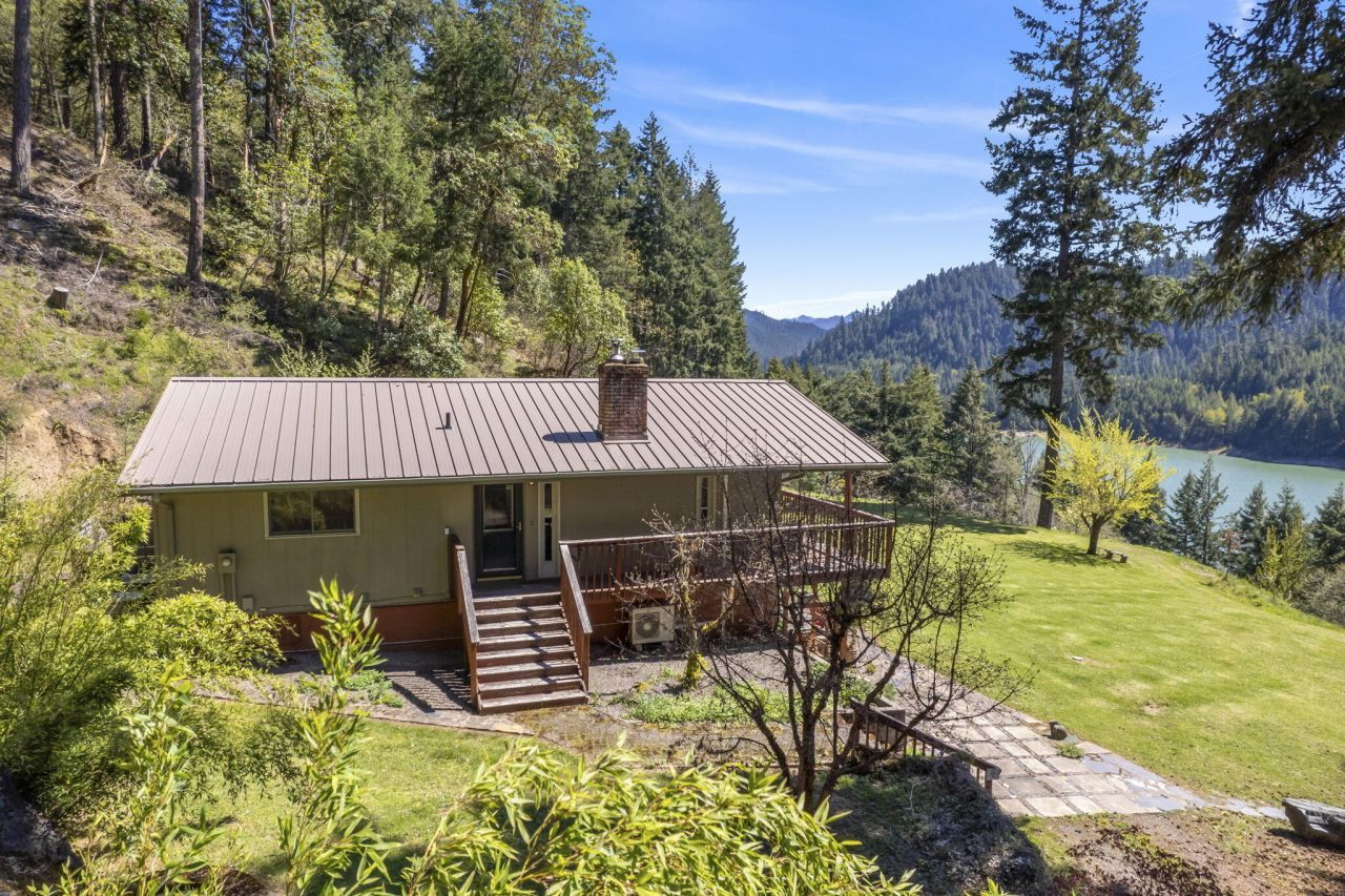 49867 Hills Creek Road, Oakridge, OR 97463 Main Photo