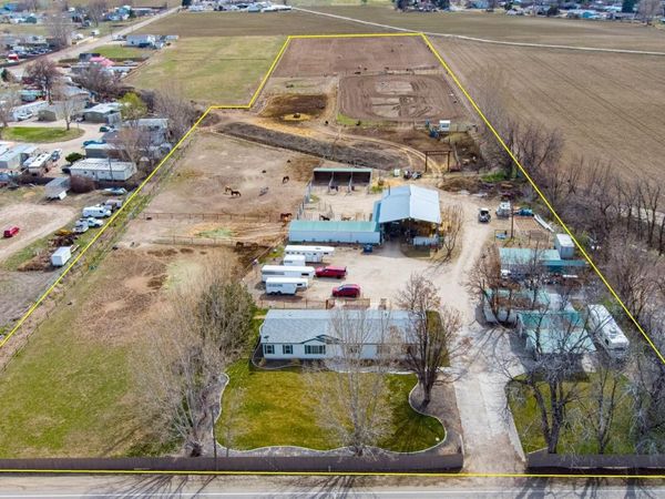 5712 Homedale, Caldwell, ID 83607