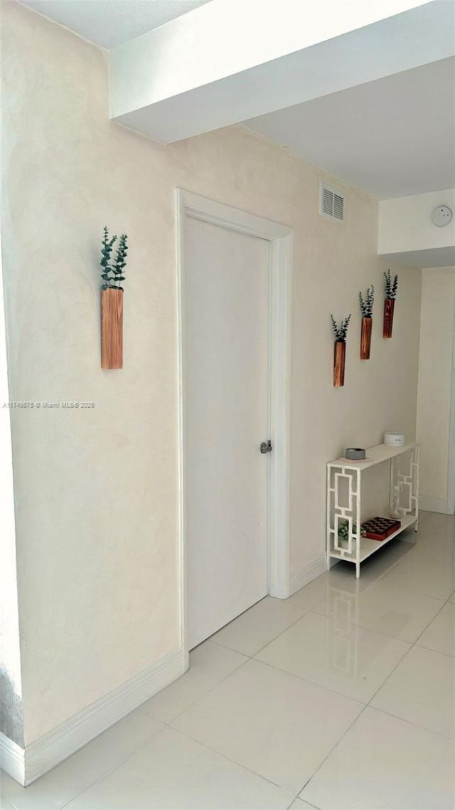 1861 NW S River Dr, Unit 2609, Miami, FL 33125 Photo