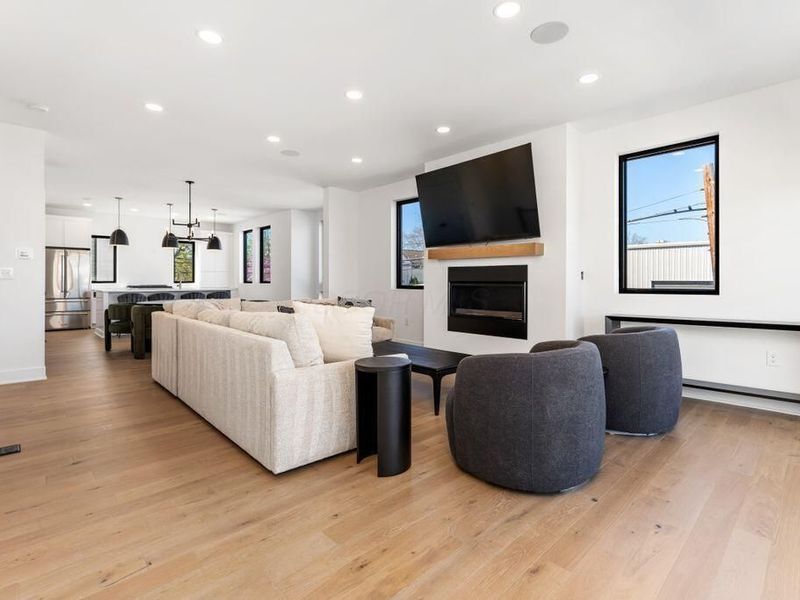 1095 W 3rd Avenue, Columbus, OH 43212 Photo 13