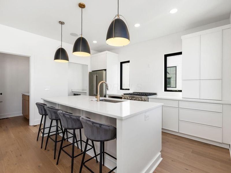 1095 W 3rd Avenue, Columbus, OH 43212 Photo 20