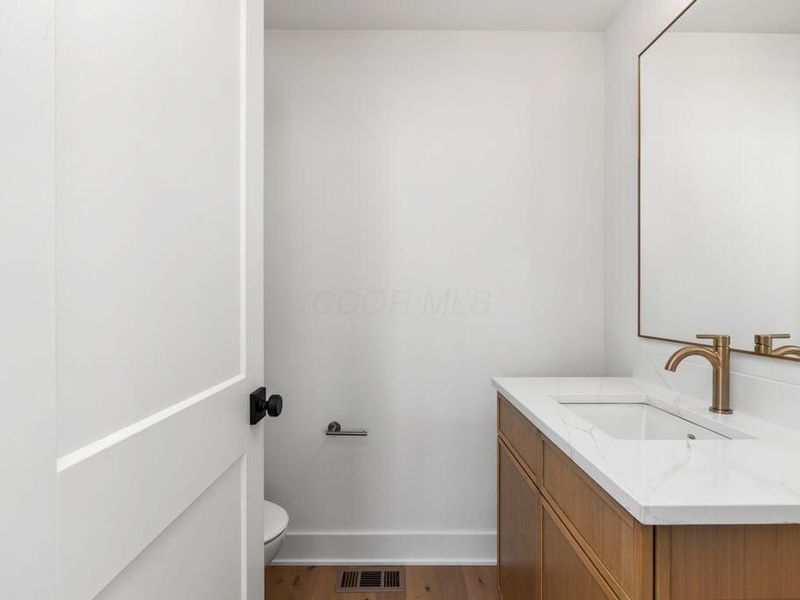 1095 W 3rd Avenue, Columbus, OH 43212 Photo 27