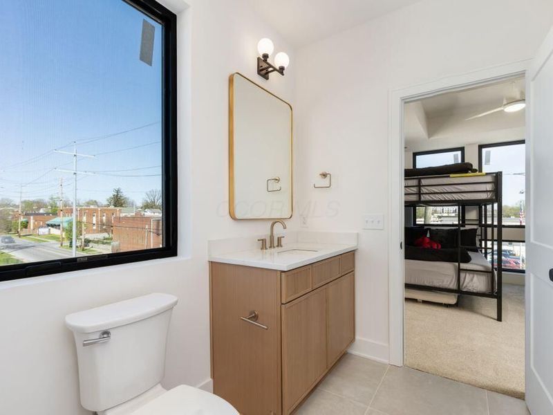 1095 W 3rd Avenue, Columbus, OH 43212 Photo 38