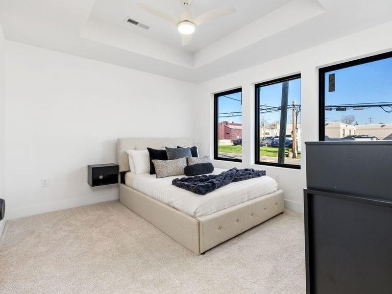 1095 W 3rd Avenue, Columbus, OH 43212 Photo 4