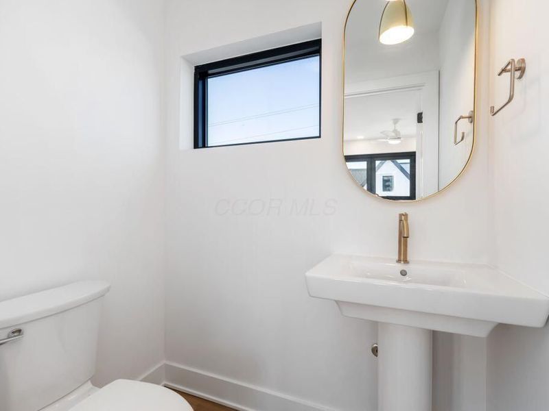 1095 W 3rd Avenue, Columbus, OH 43212 Photo 45