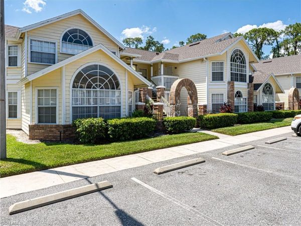 5007 LAGUNA BAY CIR, Unit 37, KISSIMMEE, FL 34746