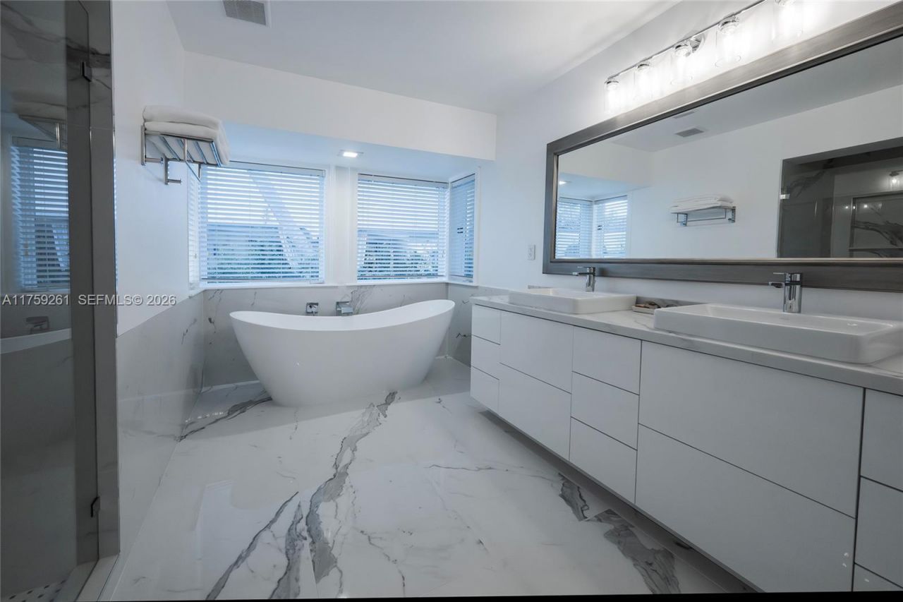 1117 Bella Vista Ave, Coral Gables, FL 33156 Photo