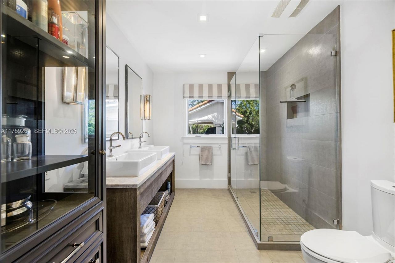 1117 Bella Vista Ave, Coral Gables, FL 33156 Photo