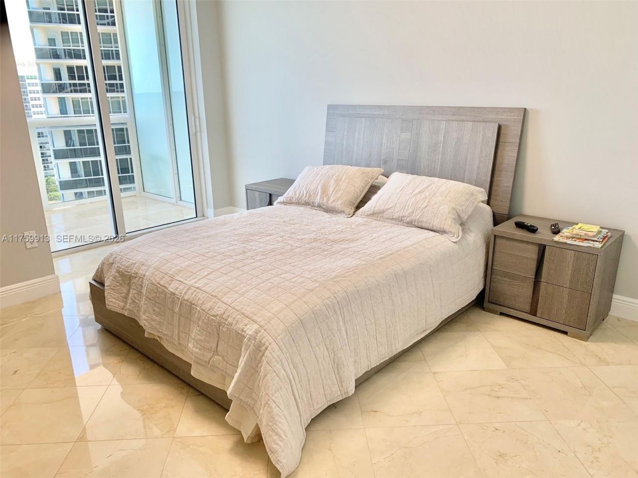 1830 S Ocean Dr, Unit 1503, Hallandale Beach, FL 33009 Photo
