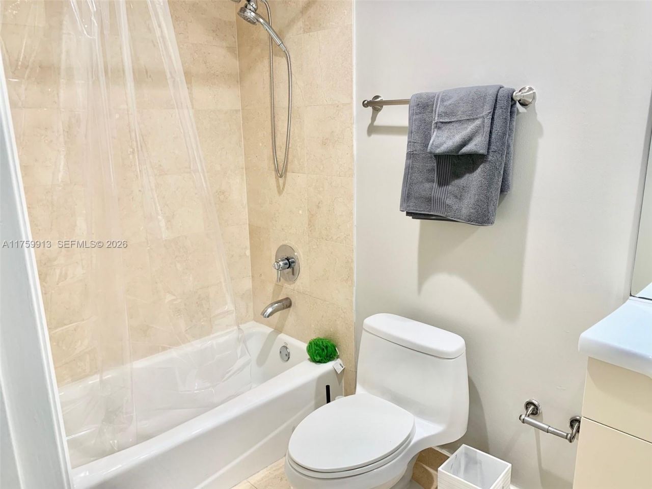 1830 S Ocean Dr, Unit 1503, Hallandale Beach, FL 33009 Photo