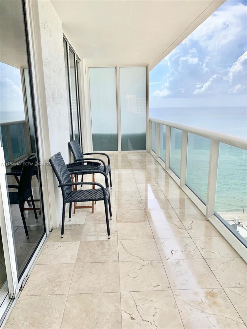 1830 S Ocean Dr, Unit 1503, Hallandale Beach, FL 33009 Photo
