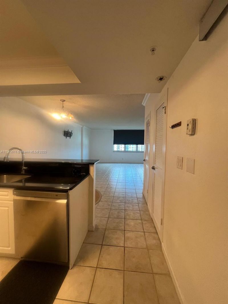 2501 S Ocean Dr, Unit 834, Hollywood, FL 33019 Photo